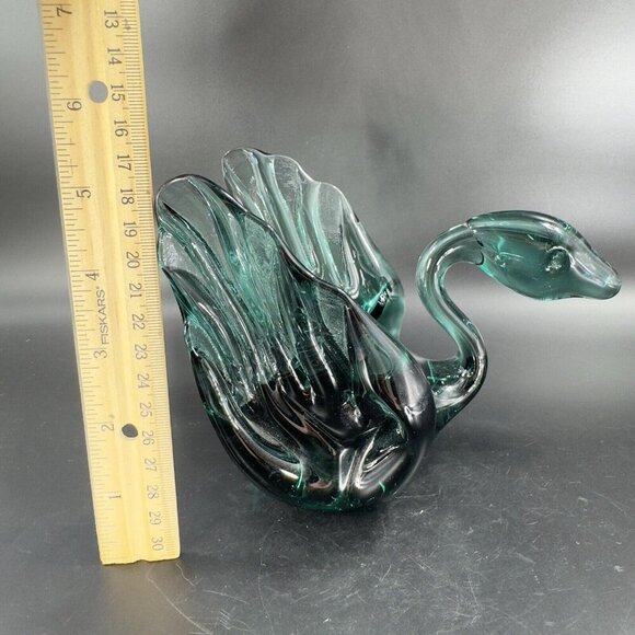 Hand Blown Emerald Green Glass Duck Bird Swan Hand Made Glass Figure Paperweight - Picture 10 of 16